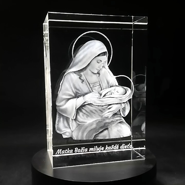 3D Panna Maria v skle