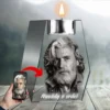 alt='"Osobná 3D Art Sviečka s fotografiou zosnulých - pamätný kúsok na uctenie si milovaných"